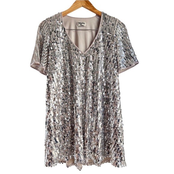 Show Me Your Mumu | Silver Short Sleeve Sequin Mini Dress - Picture 1 of 6